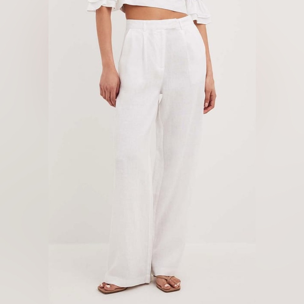 NWT! NA-KD wide-leg women’s white linen pants